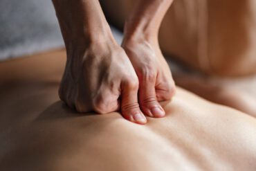 Gelenklockerung nach Milton Trager